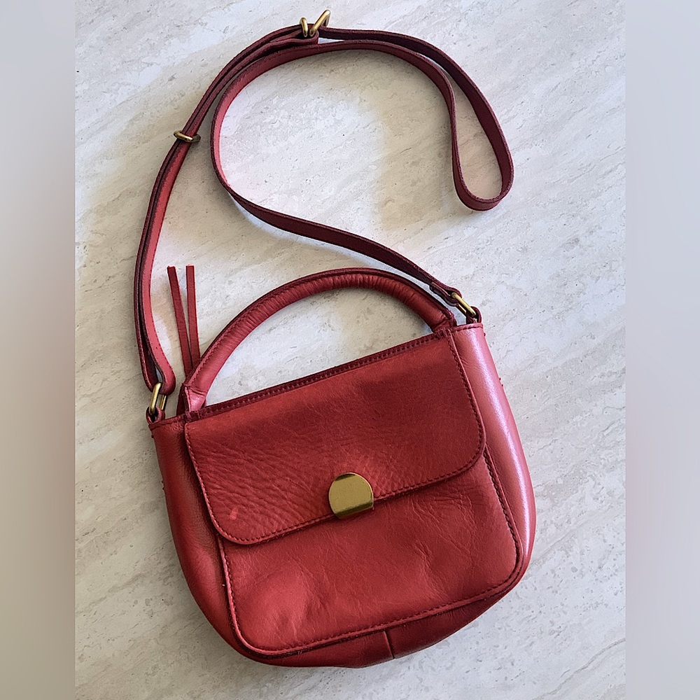 Madewell red leather “Abroad” bag ♥️ 👜♥️